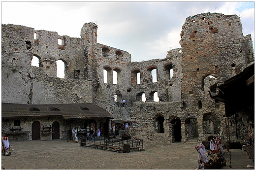 Ruiny zamku Ogrodzieniec w Podzamczu