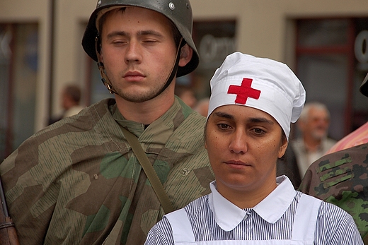 Kalisz. Obchody 70 rocznicy wybuchu II wojny - sanitariuszka