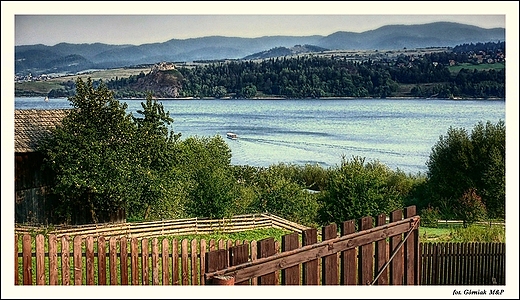 Niedzica - widok na ruiny zamku Czorsztyn