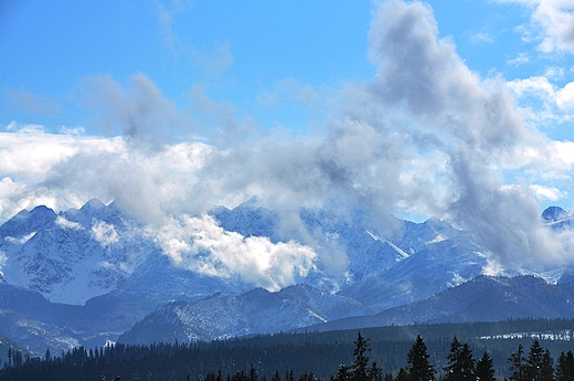 Tatry w chmurach w październiku