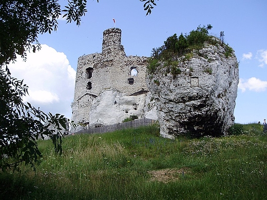 Mirw - zamek na szlakuOrlich Gniazd
