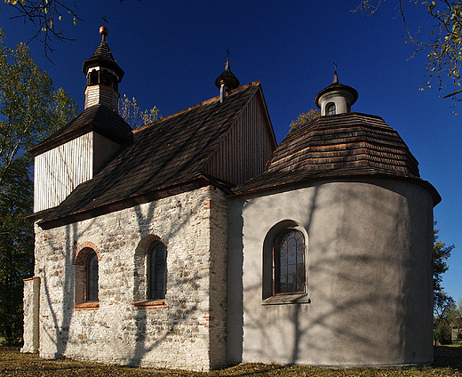 Przyrw. Zabytkowy barokowy koci w.Mikoaja.