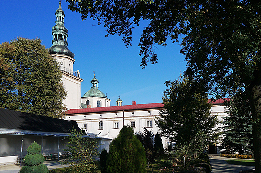 Koci i klasztor Dominikanek w Aleksandrwce koo Przyrowa.