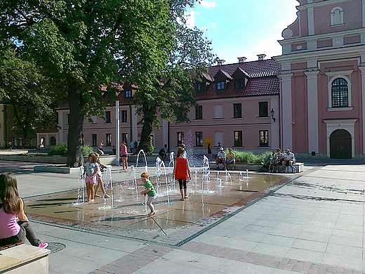 LATO. Rynek Wodny - fontanna