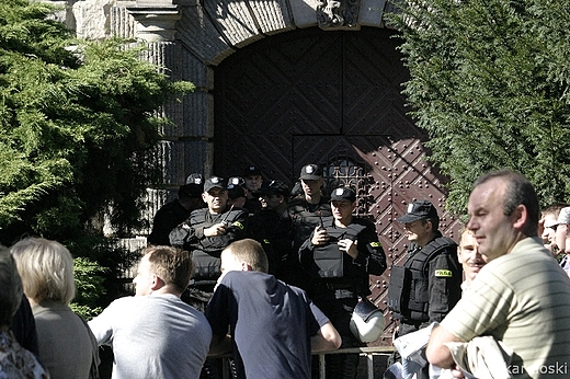 Protest stoczniowcw, policja obserwuje