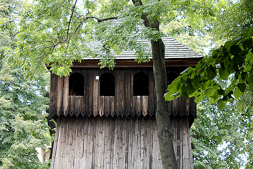 Tomaszw Lubelski - drewniana dzwonnica
