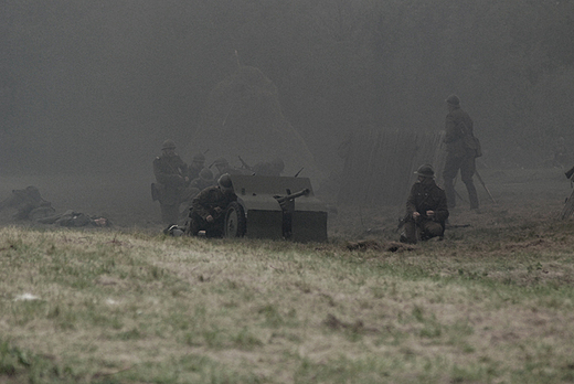 Bzura 2009 - atakujące wojsko polskie