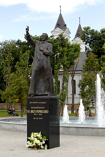 Suchowola - pomnik ks. Popieuszki
