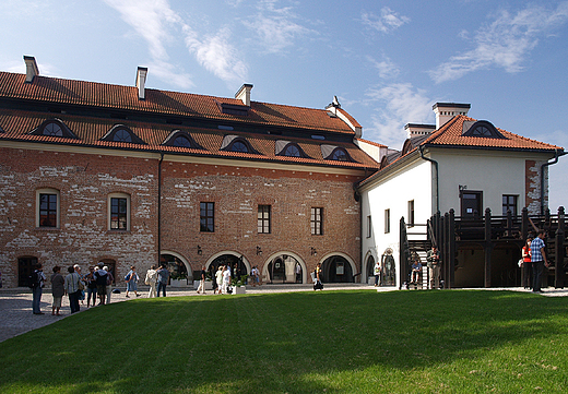 Tyniec. Zabudowania klasztorne  muzeum,sklep i kawiarenka.