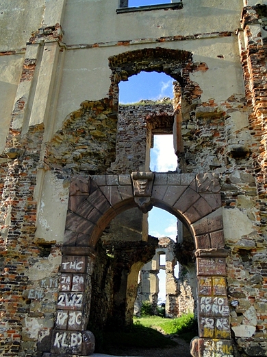 Ruiny zamku biskupiego
