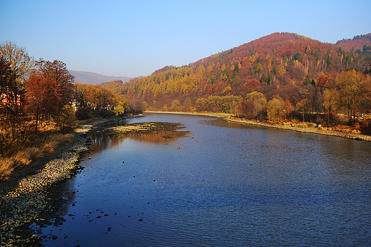 Widok na  Beskid May i Jezioro Czaniec z Porbki.