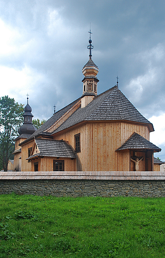 Zubrzyca Grna. Skansen. Koci MBnienej.