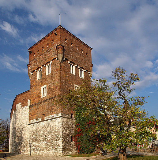 Jesienny Wawel. Baszta Zodziejska.