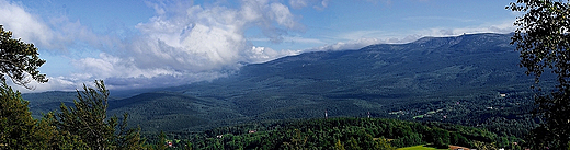 Panorama na Karkonosze z zakrtu mierci.