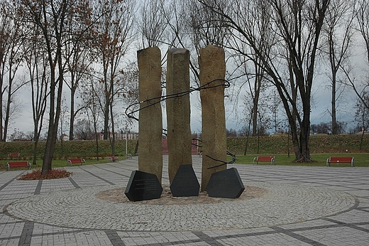 owicz - pomnik martyrologii