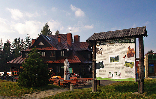 Beskid lski. Przed schroniskiem na Rwnicy.