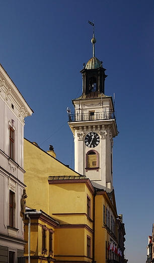 Cieszyn pn jesieni. Wiea Ratusza.