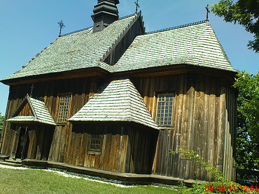 Kociek w Skansenie Muzeum Wsi Kieleckiej-Tokarnia