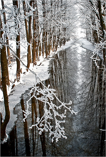 Szelmentka rzeczka czca Jezioro Szelment Wielki z Jeziorem Szelment May.