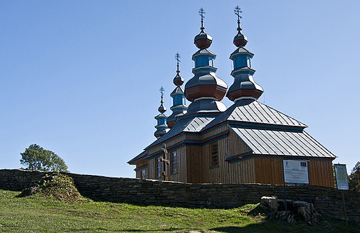 odbudowana cerkiew prawosawna pw. Opieki Matki Boej w Komaczy