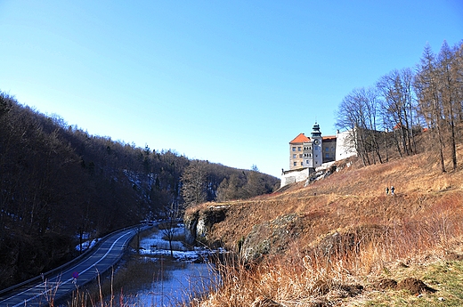 Widok na zamek w Pieskowej Skale