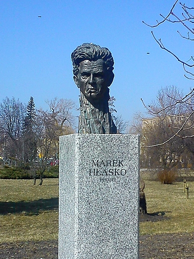 Popiersia znanych i sawnych ludziPark im.Szarych Szeregw -Kielce