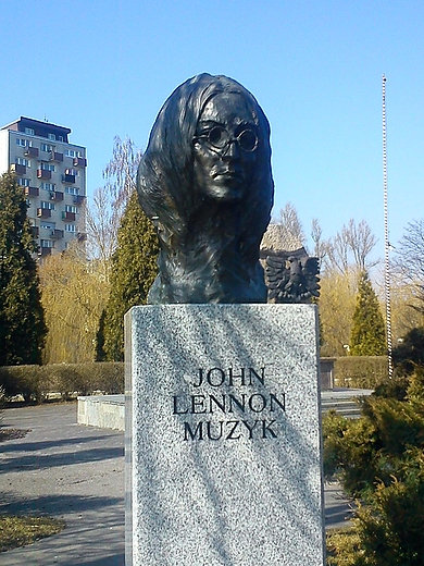 Popiersia znanych i sawnych ludziPark im.Szarych Szeregw -Kielce