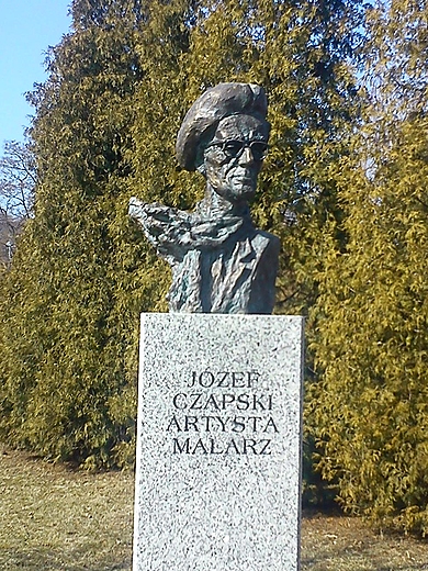 Popiersia znanych i sawnych ludziPark im.Szarych Szeregw -Kielce