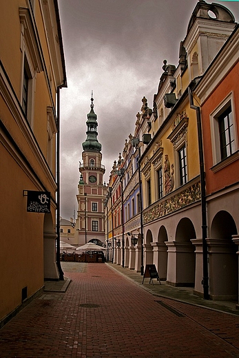 Ratusz i kamienice