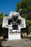 Pomnik powicony ofiarom Katynia, Kozielska i Ostaszkowa
