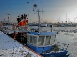 Wadysawowo port rybacki skuty lodem .