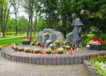 Rabka-Zdrj. Pomnik papieski w Parku.