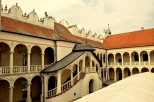 Zamek w Baranowie may Wawel
