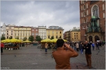 Turyci na Rynku w Krakowie