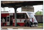 Ostrw Wielkopolski - modernistyczny dworzec kolejowy, perony