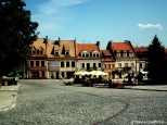 kamieniczki na rynku w Sandomierzu.