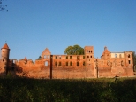 Ruiny zamku krzyackiego w Szymbarku