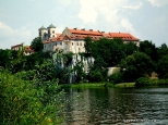 Klasztor Benedyktynw w Tycu.