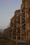 Ruiny zamku biskupw krakowskich wzniesionego w XIV w.