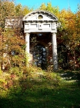 Ruiny XIX - wiecznego paacu Niemojewskich