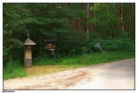 Goliszowiec - kapliczka przydrona ze w. Hubertem, przy wjedzie do wsi od strony Rzeczycy Okrgej