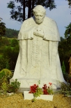 Pomnik Jana Pawa II w Jasie