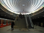 Warszawa. Stacja metra Plac Wilsona.