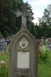 Cmentarz parafialny w Pniowie - jeden z najstarszych nagrobkw (1877)