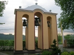 Dzwonnica parawanowa w Gokowicach Dolnych.