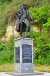 Pomnik Józefa Piłsudskiego nad Wisłą