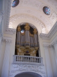 Organy w paacowej kaplicy.
