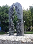 Kielce.Pomnik poświęcony żołnierzom AK.