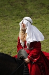 Oblężenie Malborka 2012 - księżniczka na koniu