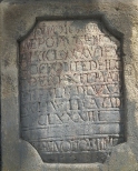 Inskrypcja na pomnikmu Nepomucena w Gościeradowie